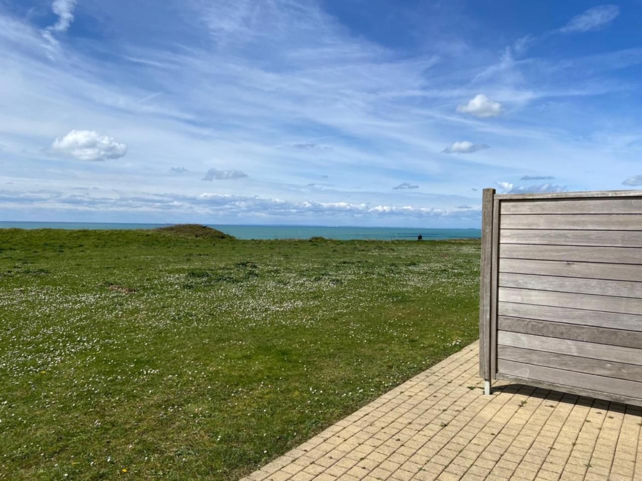 Brise De Mer Sur La Naturelle, Studio A Wimereux , Parking Extérieur photo