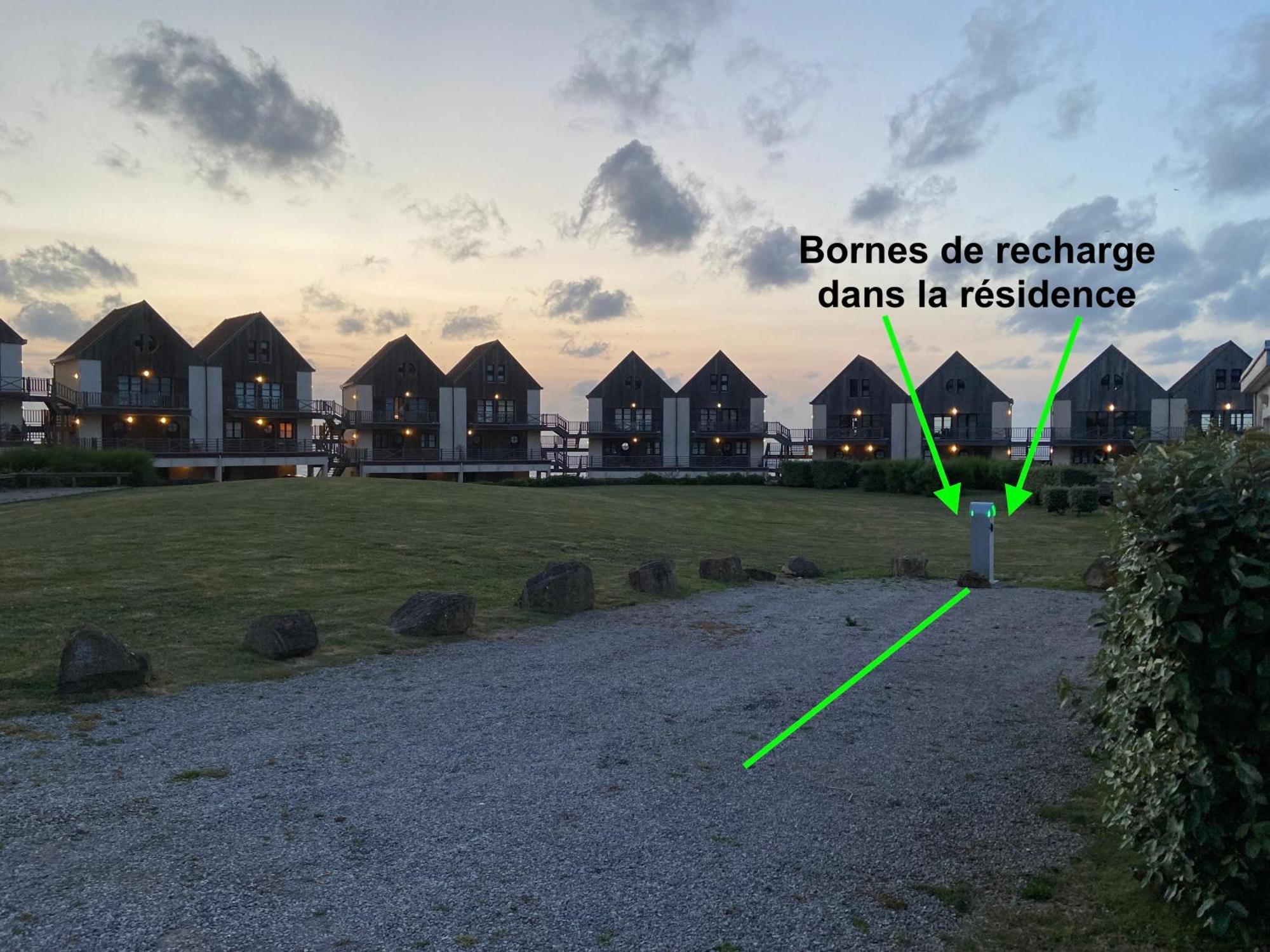 Brise De Mer Sur La Naturelle, Studio A Wimereux , Parking Extérieur photo